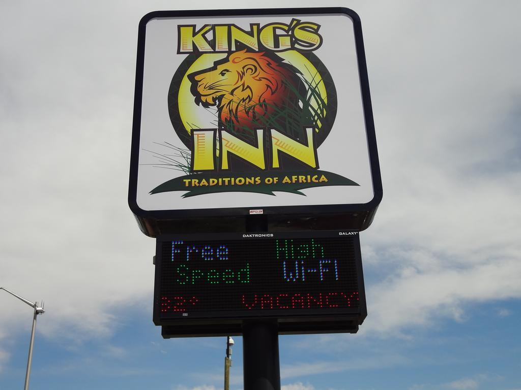 Kings Inn Cody Luaran gambar