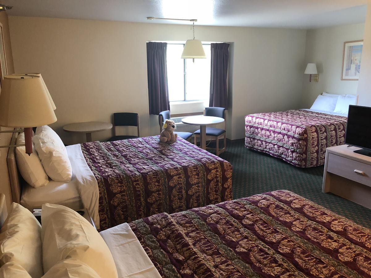 Kings Inn Cody Luaran gambar