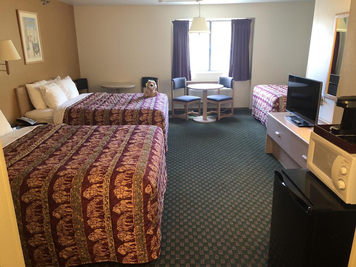 Kings Inn Cody Luaran gambar