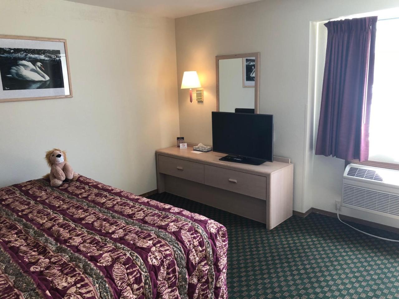 Kings Inn Cody Luaran gambar